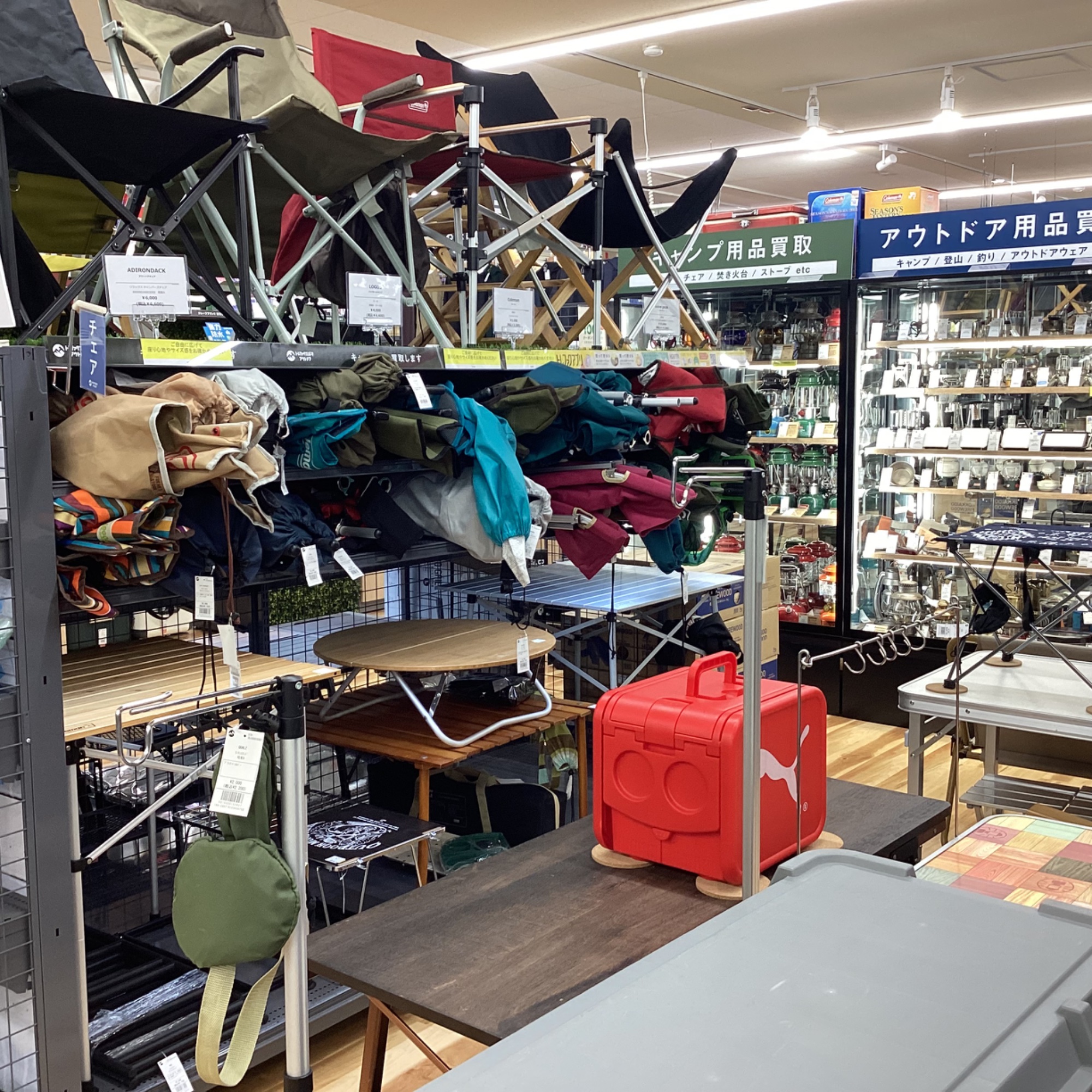 チェア・テーブルの買取はトレファクスポーツアウトドア長久手店に