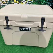 【Yeti / イエティ】タンドラ35 クーラーボックス 35QT/約33.1L タン | アウトドアシーンを格上げする圧倒的な保冷力