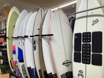 【CHANNEL ISLANDS・LOST】サーフィン用ショートボード5選を長久手店で紹介！