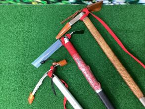 【ピッケル入荷！！】レイブン・ピッケルなど冬山登山におすすめのモデルご紹介！！