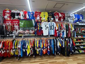 【買取超強化！】サッカー用品売るならトレファクスポーツアウトドア長久手店へ！！