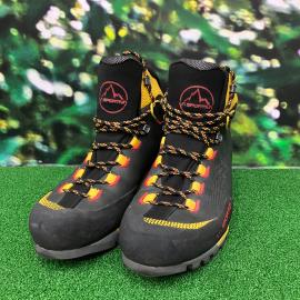 「登山用品のLA SPORTIVA 」