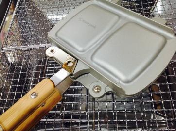 「アウトドア用品のキャンプ用品 」