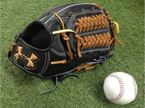 TFスポーツ青葉台店】UNDER ARMOUR(アンダーアーマー)野球グラブ