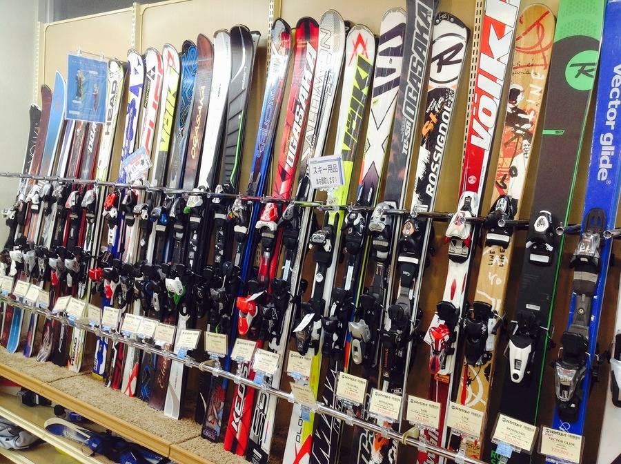 【TFスポーツ青葉台店】ウィンター用品、売るのも買うのもお早めに【中古スキー・中古スノーボード】