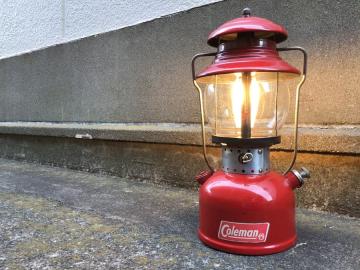 「アウトドア用品のキャンプ用品 」