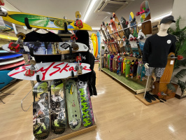 スケートボード売場拡張しました！トリック用からクルーザーまでござい