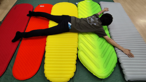 色とりどり！サーマレストスリーピングマットのご紹介！[2024.06.17