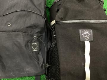 「登山のトレッキング 」