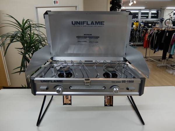 【トレファクスポーツ】UNIFLAME(ユニフレーム)のツインバーナー(US-1900)買取入荷！