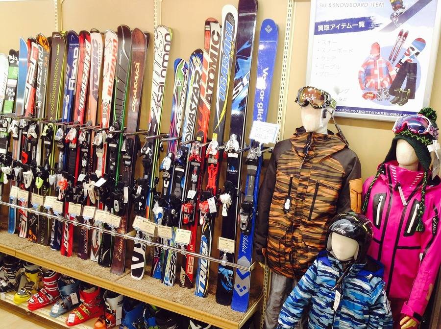 スポーツ用品の中古スキー