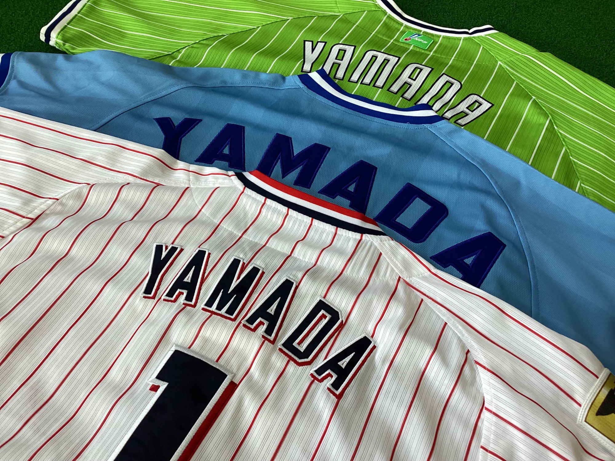 東京ヤクルトスワローズ　1山田哲人　刺繍ユニフォーム　燕パワー