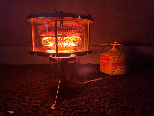 お手元に暖まるストーブを！キャンプオンパレードの火輪が入荷