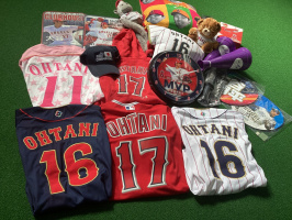 世界が注目！大谷翔平のユニフォームや雑貨が大量入荷！！[2024.03.11