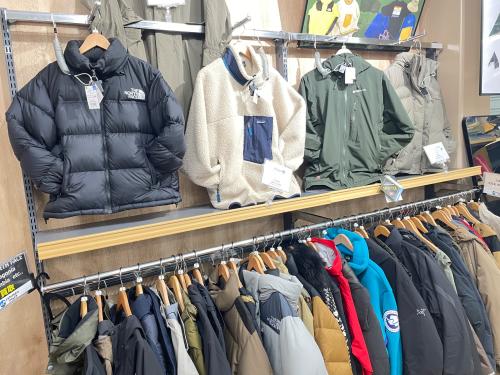 パタゴニア　ノースフェイス　110 ザ・ノース・フェイスとパタゴニアから生まれた「定番の新種