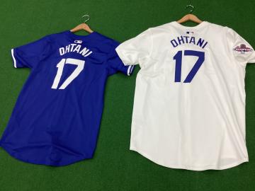 「スポーツ用品の野球 」