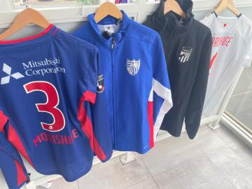 「スポーツ用品のサッカー 」