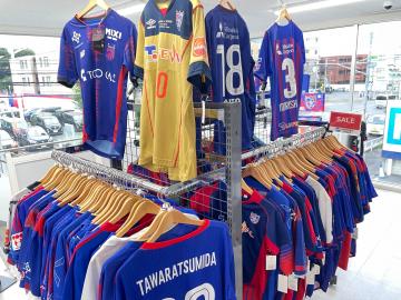 「スポーツ用品のサッカー 」