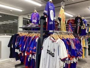 【本日は浦和レッズ戦！】FC東京ユニフォームをお探しなら府中甲州街道店へ！