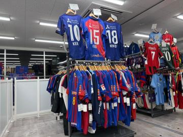 「スポーツ用品のサッカー 」