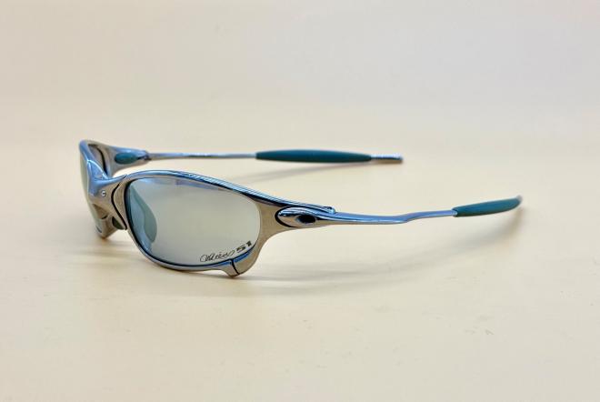 【OAKLEY / ICHIRO 51 SIG JULIET】伝説のイチローモデル！府中エリアでスポーツギアを極める