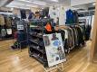 「アウトドア用品のアウトドアウェア 」