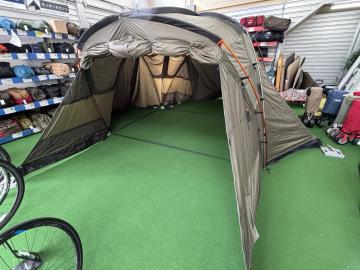 「アウトドア用品の2ルームテント 」