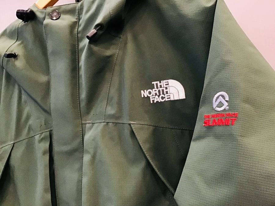 THE NORTH FACE(ノースフェイス)の大人気マウンテンパーカーが入荷