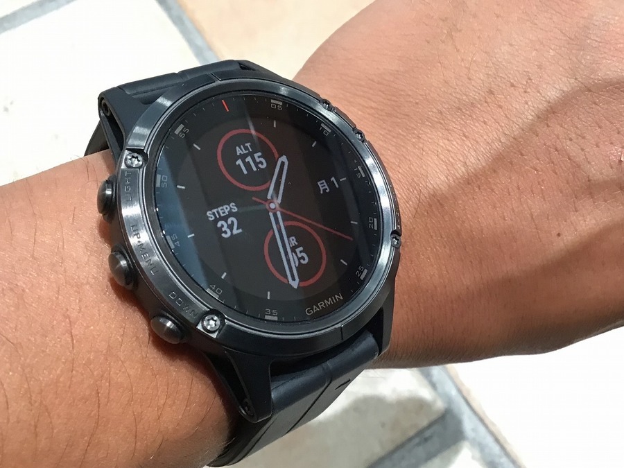 マルチな腕時計 GARMIN(ガーミン)のGPSウォッチ(FENIX 5 PLUS SAPPHIRE ...