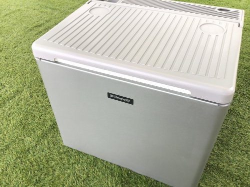 真夏のクーラーボックスはこれに尽きます！Dometic(ドメティック)のモービルクール[2019.07.21発行]｜リサイクルショップ  トレファクスポーツアウトドア三芳店（トレジャーファクトリー）