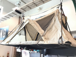 究極のテント!? 空中に浮くテント! snow peak(スノーピーク)のスカイ