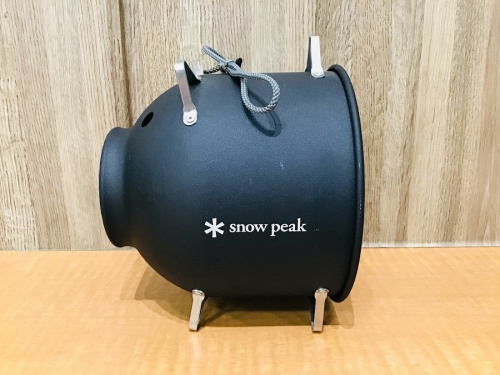 今や激レア品！？snowpeak(スノーピーク)の黒アルミ蚊取り豚が