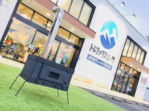 冬キャンプのお供に!tent-mark DESIGNS(テンマク)のアイアンストーブ ...