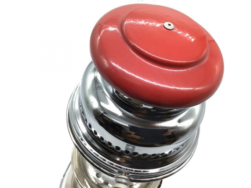 OPTIMUS(オプティマス)の名品ランタン“1550”未使用品でレッド