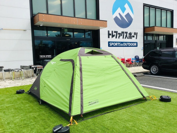 「アウトドア用品のテント 」