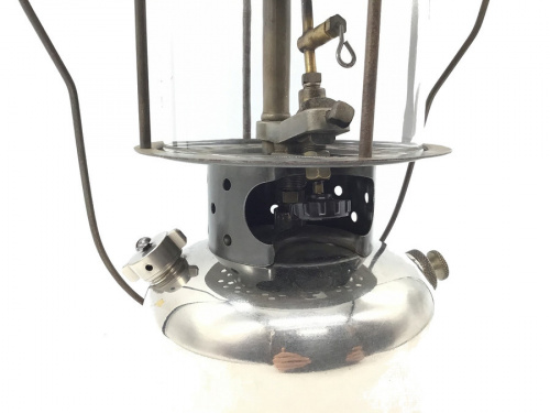 Coleman(コールマン)のヴィンテージガソリンランタン「228」の最初期