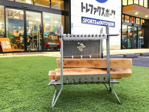 カナダ発の斬新！縦積み焚火台 SPORTES(スポルテス) のファイヤー