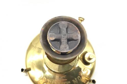 1920年代から長年製造された定番ケロシンバーナー Optimus 