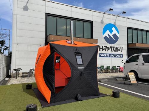 巷で大人気なテントサウナがストーブやサウナストーン付で入荷