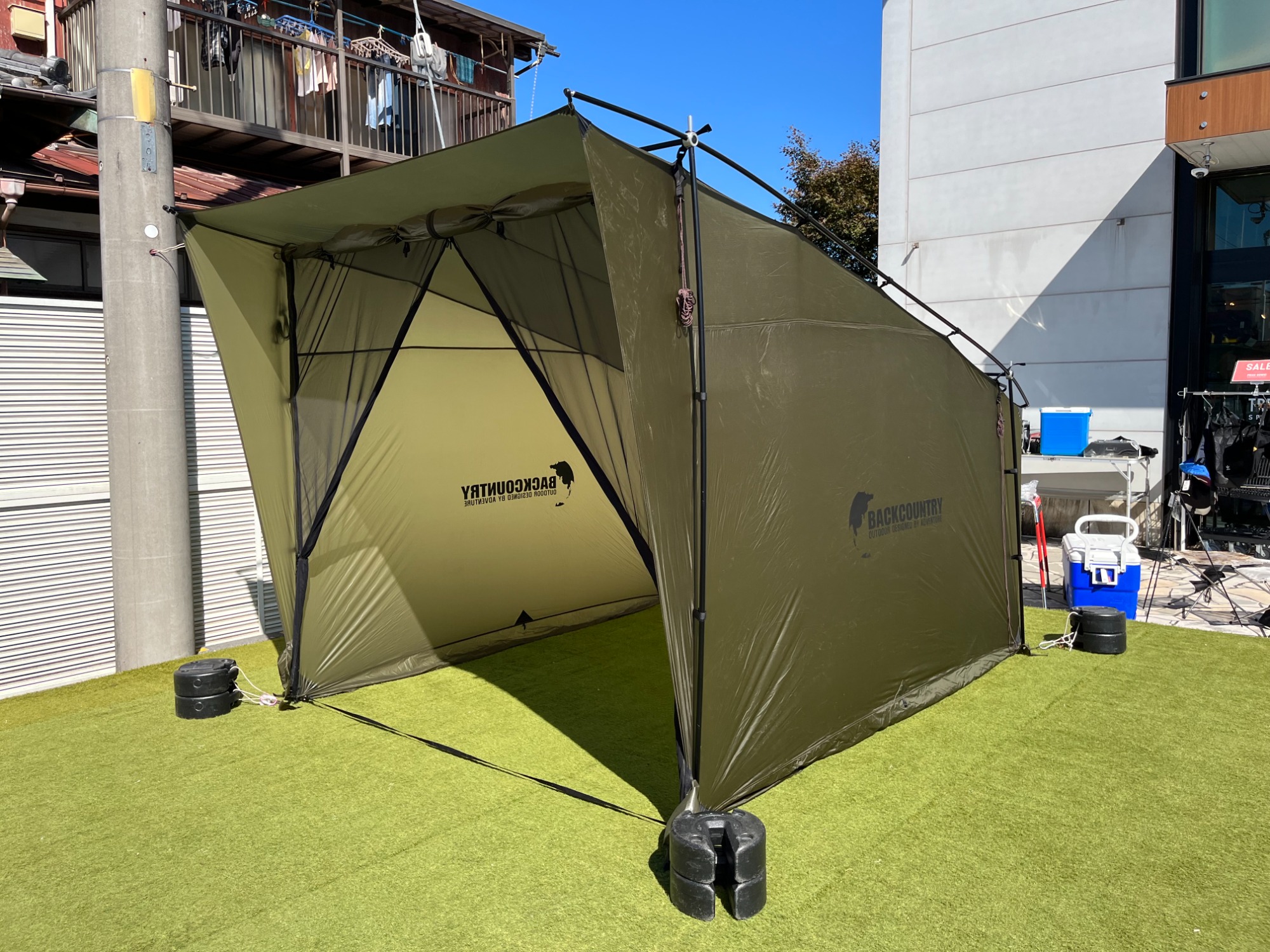 HD Bundu Hard Shell Roof Top Tent-Grey Body & Green Rainfly