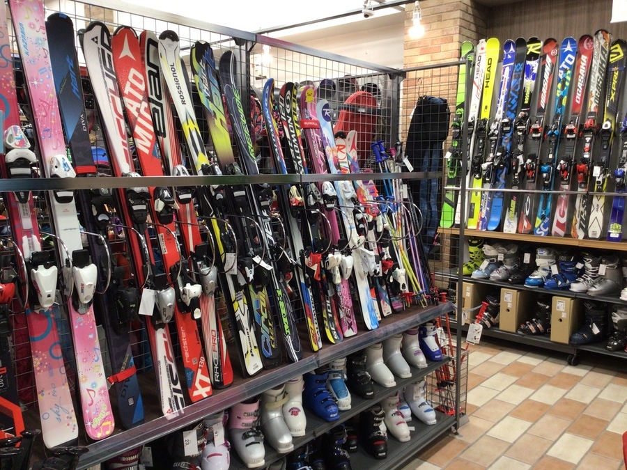 三芳店もスキー・スノーボードコーナー拡張しました！買取も強化中！
