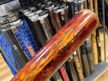 「スポーツ用品の野球　中古 」