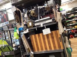 ガレージブランド好き必見！ブラックデザインのシダレザクラが新入荷