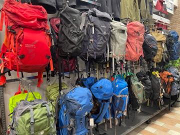 「アウトドア用品のキャンプ用品 」