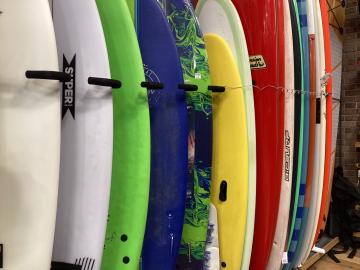 「スポーツ用品のマリンスポーツ 」