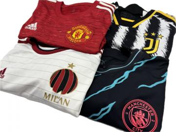 「スポーツ用品のサッカー 」