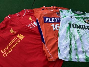 「スポーツ用品のサッカー 中古 」