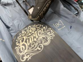 バートン祭りがやってくる！？スタッフおすすめのスノボ用品を一挙ご紹介！！