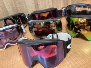 オークリーやダイスなどのウィンターゴーグルを7点ご紹介！！