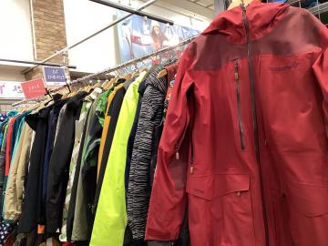 「スポーツ用品　三芳のウィンター用品 」